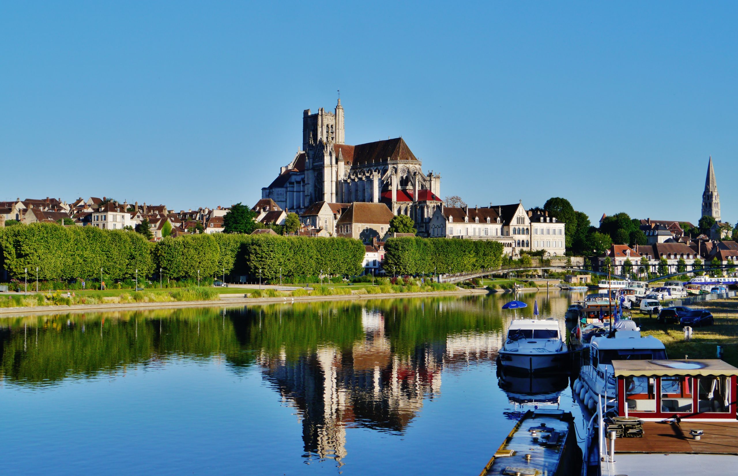 Vue d'Auxerre depuis le Pont Paul Bert