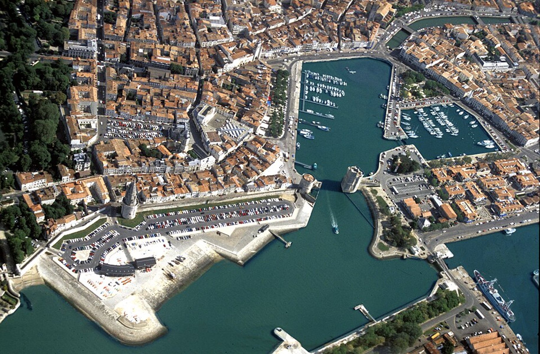 Attribut alt d'images pertinents pour le contenu :