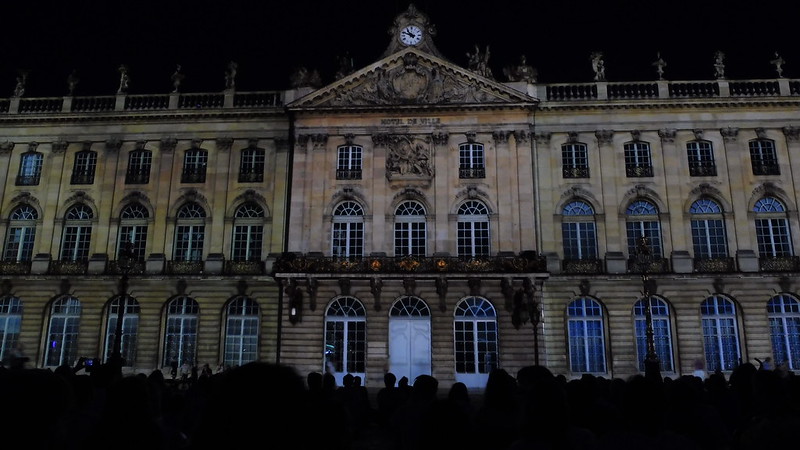 Voici des expressions-clés optimisées pour les attributs `alt` d'images :