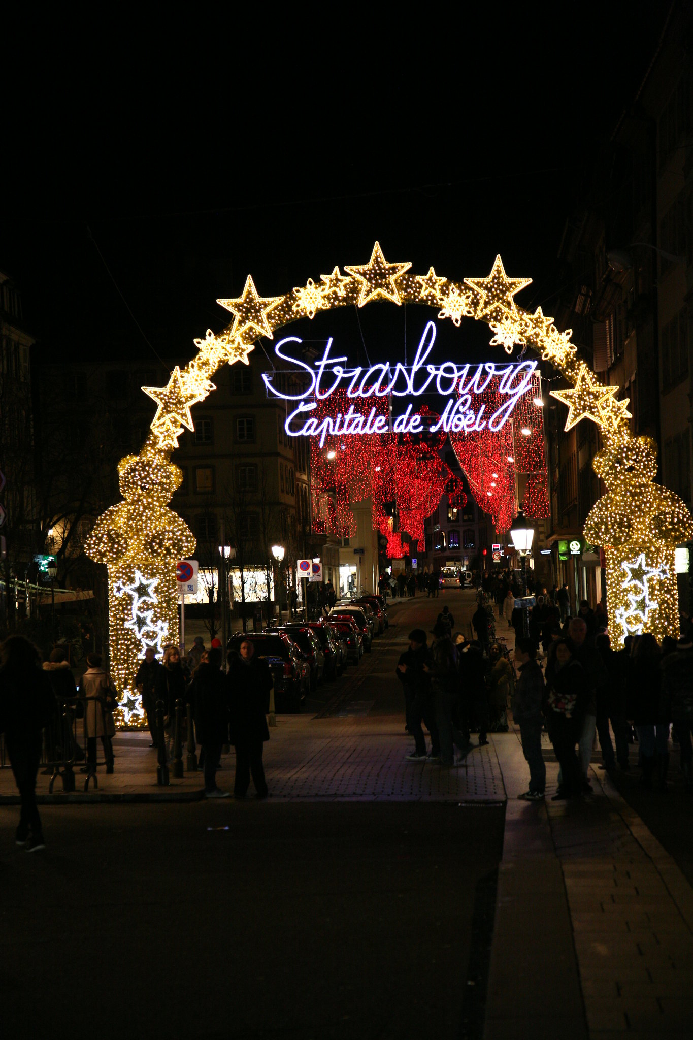 Voici des expressions-clés optimisées pour les attributs alt d'images, en lien avec votre contenu :