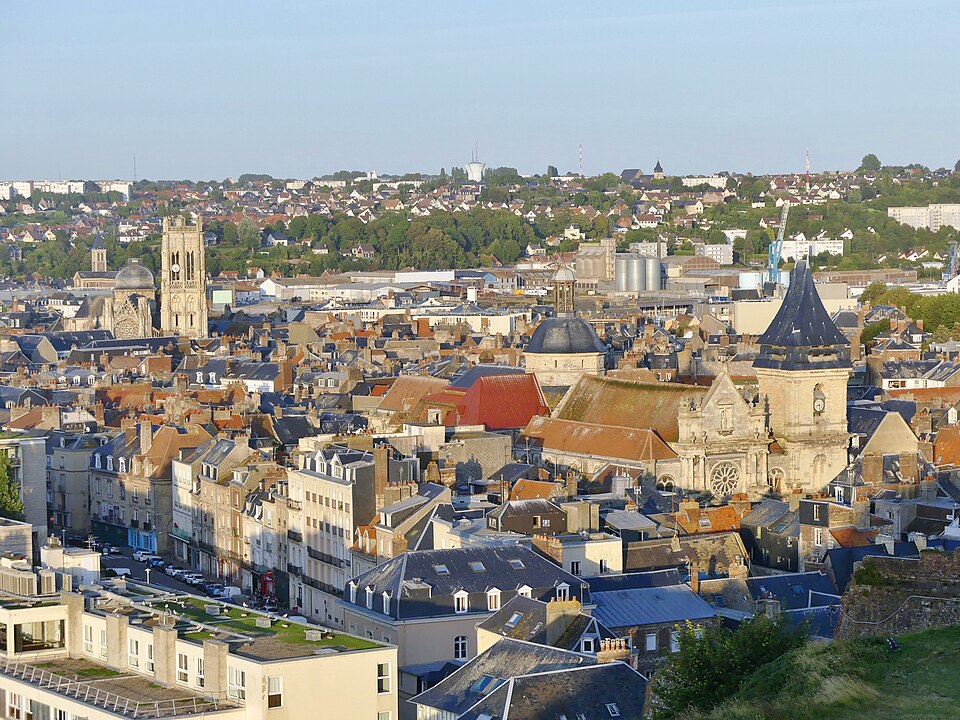 Projets solidaires enfants école Dieppe vie locale