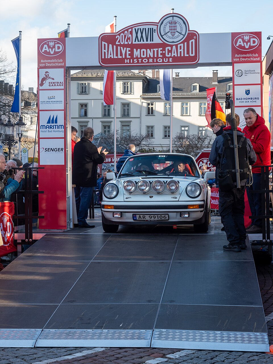 Voitures anciennes en compétition Valence 2026