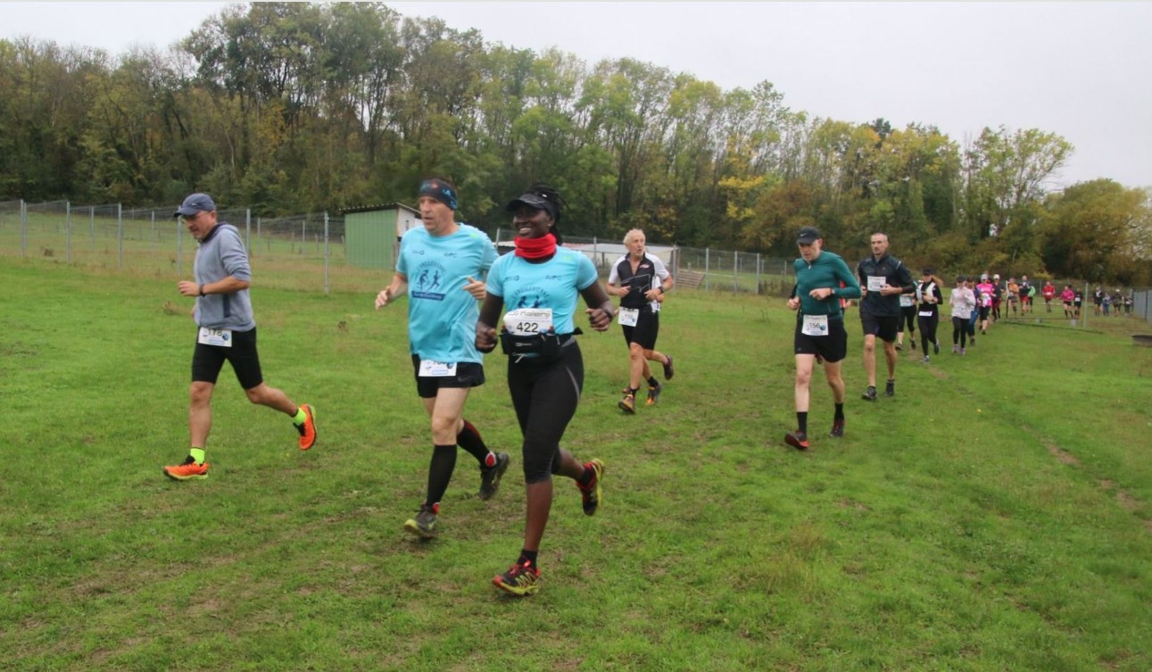Événement sportif trail marche nordique canicross