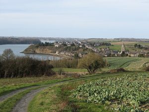 Saint-Suliac village vue Garrot